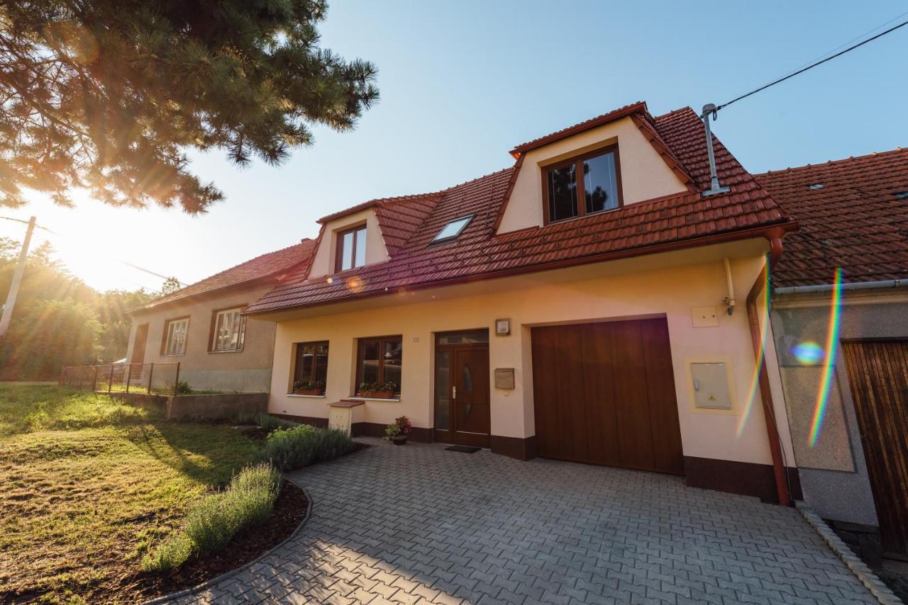 Apartman Pod Borovici Kovalovice Luaran gambar